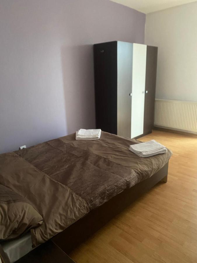 2Br Cosy Apart Satu Mare Ngoại thất bức ảnh