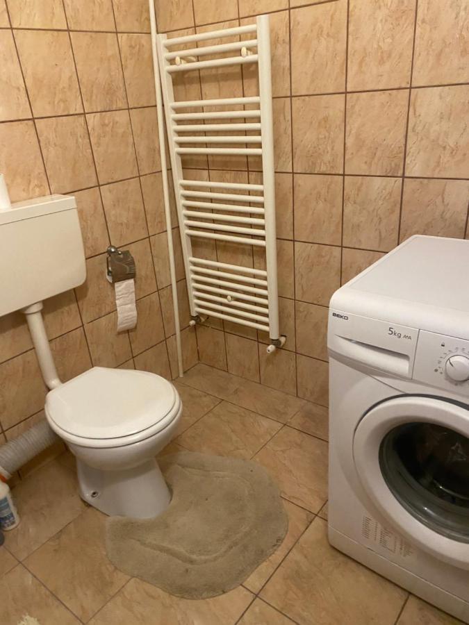 2Br Cosy Apart Satu Mare Ngoại thất bức ảnh